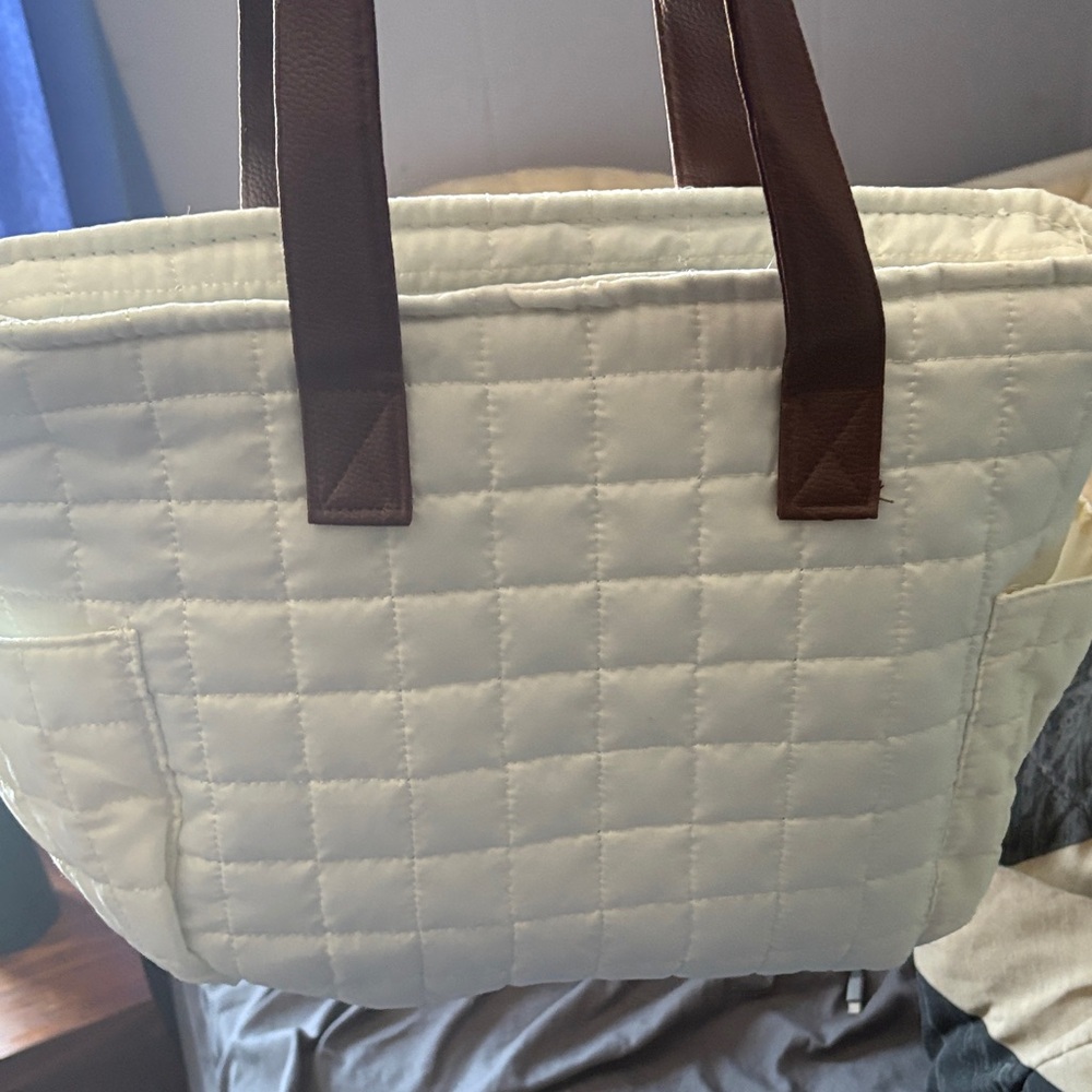 Quilted Cream Lunch Bag with Brown Handles